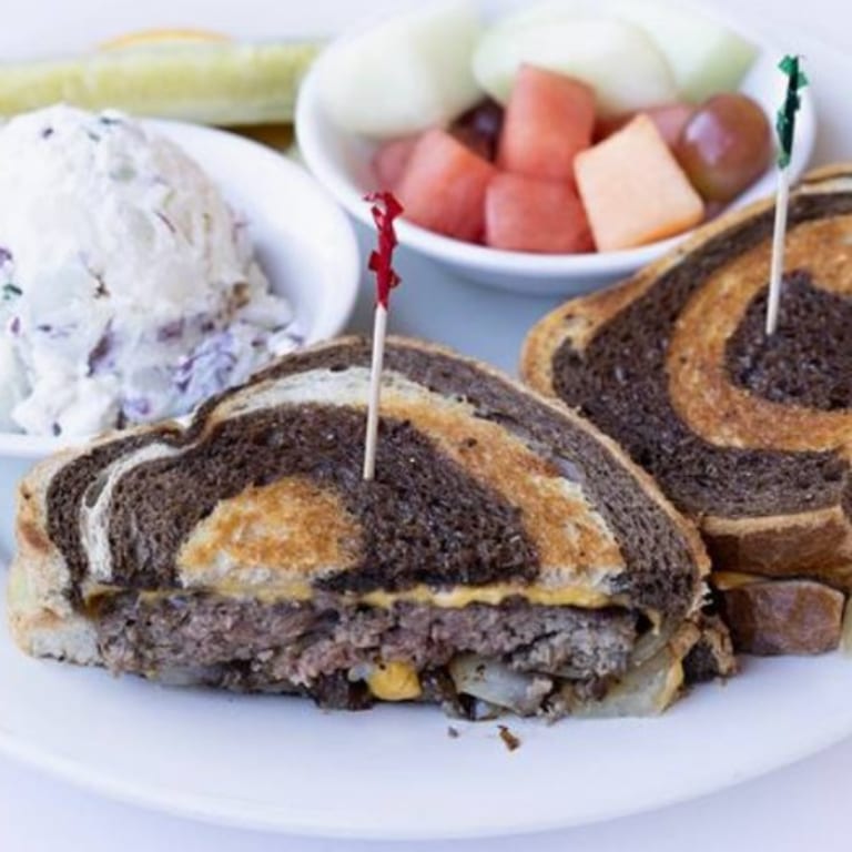 Delicious Patty Melt Experience
